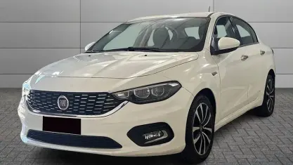 Gebraucht Fiat Tipo Pop 95 PS (69 kW) 2019 Weiß Kleinwagen