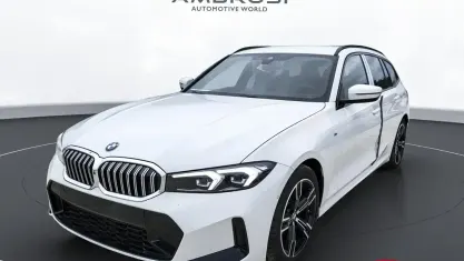Nuova BMW 320 M Sport 190 CV (139 kW) 2025 Alpin white pastello Station wagon