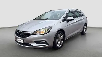 Grigio Usata 2017 Opel Astra Business Station wagon | 9500 € (Buon prezzo)