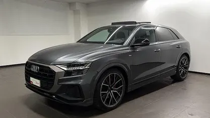 Usata Audi Q8 Sport 286 CV (210 kW) 2022 Grigio SUV
