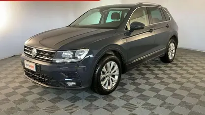 Usata VW Tiguan Business 150 CV (110 kW) 2020 Grigio SUV