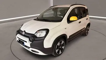 Usata Fiat Panda Cross Cross 69 CV (50 kW) 2024 Bianco Utilitaria