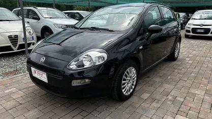 Usata 2014 Fiat Punto Evo Due volumi | 4300 € (Buon prezzo)