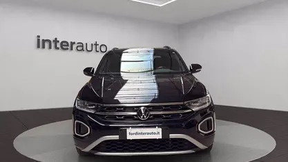 Nero metallizzato Usata 2022 VW T-Roc Style SUV | 24.490 € (Buon prezzo)