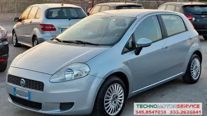 Usata Fiat Grande Punto Dynamic 65 CV (47 kW) 2008 Grigio Utilitaria