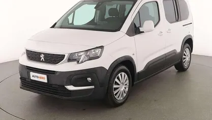 Usata Peugeot Rifter Active 102 CV (75 kW) 2019 Bianco Monovolume