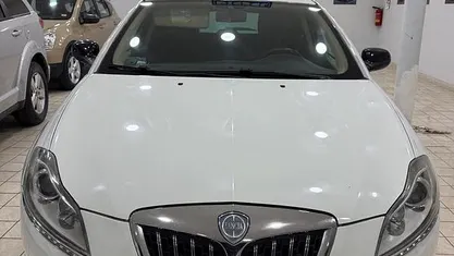 Usata Lancia Delta 120 CV (88 kW) 2010 Utilitaria