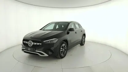 Usata Mercedes GLA180 Advanced 116 CV (85 kW) 2025 Nero SUV