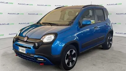 Usata Fiat Panda Cross Cross 70 CV (51 kW) 2023 Utilitaria