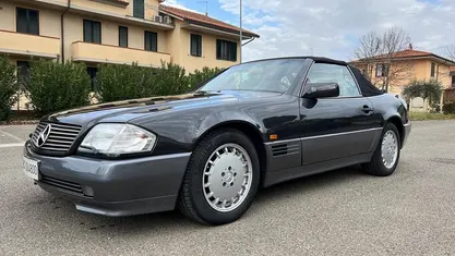Usata Mercedes SL500 333 CV (244 kW) 1989 Grigio Cabrio