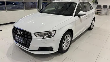 Usata Audi A3 116 CV (85 kW) 2022 Bianco Berlina