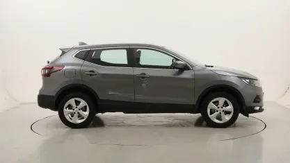 Usata Nissan Qashqai 140 CV (102 kW) 2020 Grigiogrigio SUV