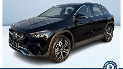 Argento metallizzato Usata 2025 Mercedes GLA200 Advanced Plus SUV | 44.900 € (Buon prezzo)