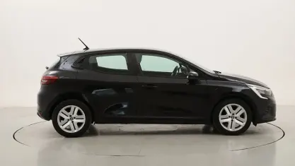 Begagnad Renault Clio V Business 90 HK (66 kW) 2022 Halvkombi