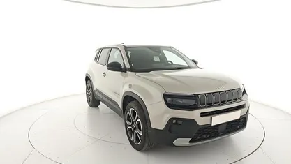 Occasion Jeep Avenger Summit 101 PK (74 kW) 2025 Beige SUV