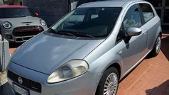 Argento Usata 2005 Fiat Grande Punto Dynamic Due volumi | 2800 € (Buon prezzo)