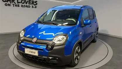 Usata Fiat Panda Cross Cross 70 CV (51 kW) 2025 Blu scuro Utilitaria