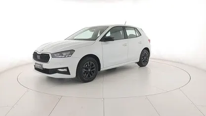 Usata Skoda Fabia 95 CV (69 kW) 2025 Bianco luna metallizzato Utilitaria