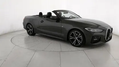 Usata BMW 420 M Sport 190 CV (139 kW) 2023 Grigio Cabrio