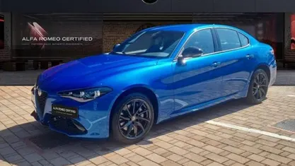 Usata Alfa Romeo Giulia Sprint 280 CV (205 kW) 2024 Blu Berlina
