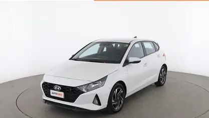 Bianco Usata 2021 Hyundai i20 Tre volumi | 16.299 € (Buon prezzo)