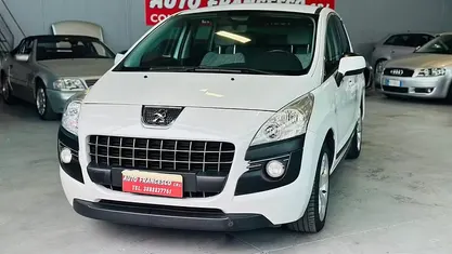 Usata Peugeot 3008 Business-Line 110 CV (80 kW) 2010 Grigio Station wagon