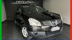 Usata 2008 Nissan Qashqai Tekna SUV | 2900 € (Buon prezzo)