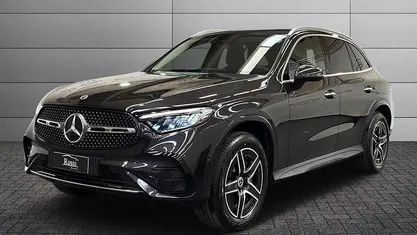 Nuova Mercedes GLC300e 197 CV (144 kW) 2025 Nero ossidiana SUV