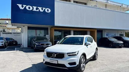Usata Volvo XC40 Core 129 CV (94 kW) 2022 Bianco SUV