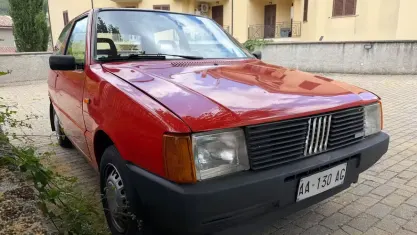 Usata Fiat Uno 45 CV (33 kW) 1989 Arancione Utilitaria