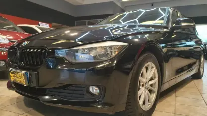 Usata BMW 320 Sport Line 190 CV (139 kW) 2015 Nero Station wagon