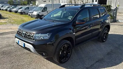 Usata Dacia Duster Prestige 101 CV (74 kW) 2022 Nero SUV