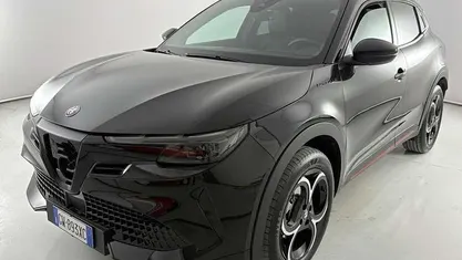Usata 2024 Alfa Romeo Junior Edizione Speciale SUV | 26.900 € (Ottimo prezzo)
