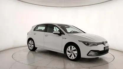Usata VW Golf VIII Style 149 CV (109 kW) 2021 Berlina