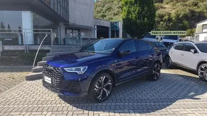 Usata Audi Q3 Sportback S-Line 150 CV (110 kW) 2024 Blu SUV