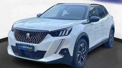 Usata Peugeot 2008 GT 110 CV (80 kW) 2021 SUV