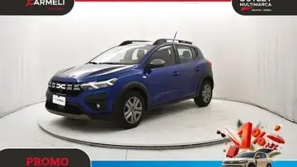 Usata Dacia Sandero Expression 101 CV (74 kW) 2023 Blu iron Berlina