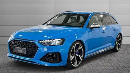 Usata Audi RS4 450 CV (330 kW) 2022 Azzurro Station wagon