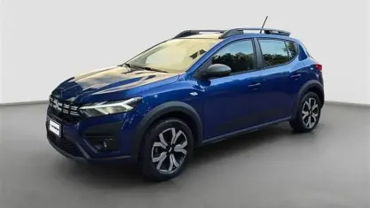 Usata Dacia Sandero Comfort 91 CV (66 kW) 2023 Blu scuro Utilitaria
