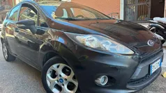 Nero Usata 2012 Ford Fiesta Titanium Due volumi | 2450 € (Buon prezzo)