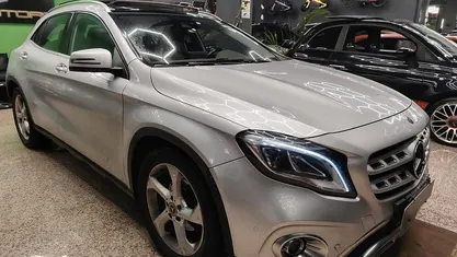 Usata Mercedes GLA220 170 CV (125 kW) 2019 Grigio SUV