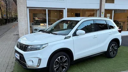 Bianco Usata 2021 Suzuki Vitara Station wagon | 17.500 € (Ottimo prezzo)
