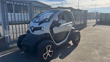 Usata Renault Twizy Life 8 kW (11 CV) 2021 Bianco Utilitaria
