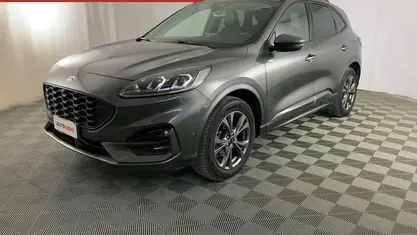 Usata Ford Kuga ST-Line X 120 CV (88 kW) 2023 Grigio SUV