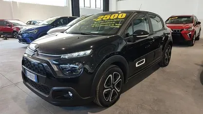 Usata 2024 Citroën C3 PureTech Due volumi | 13.990 € (Buon prezzo)