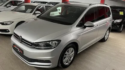 Usata VW Touran Comfortline 116 CV (85 kW) 2019 Grigio Monovolume