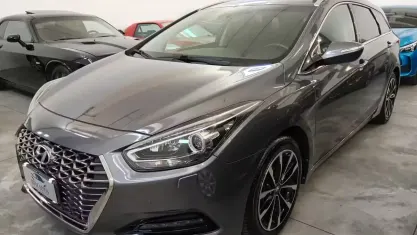 Usata Hyundai i40 136 CV (100 kW) 2019 Grigio Station wagon