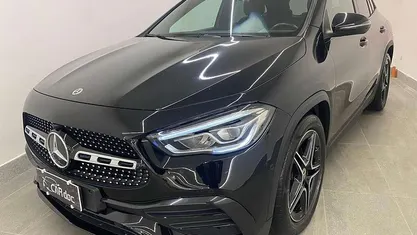 Nero Usata 2022 Mercedes GLA200 Premium SUV | 31.800 € (Buon prezzo)