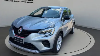 Usata Renault Captur Equilibre 101 CV (74 kW) 2022 Grigio chiaro SUV