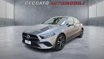 Usata Mercedes A180 Advanced Plus 116 CV (85 kW) 2024 Grigio Utilitaria